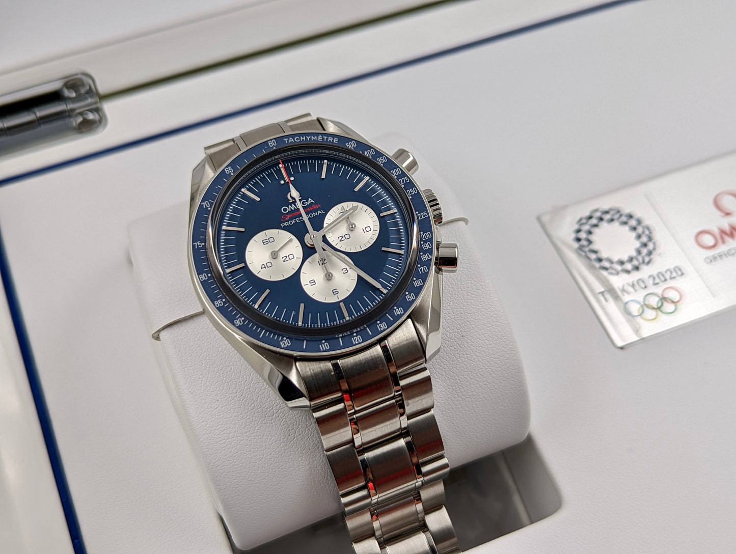 Omega Speedmaster Limited Edition Tokyo