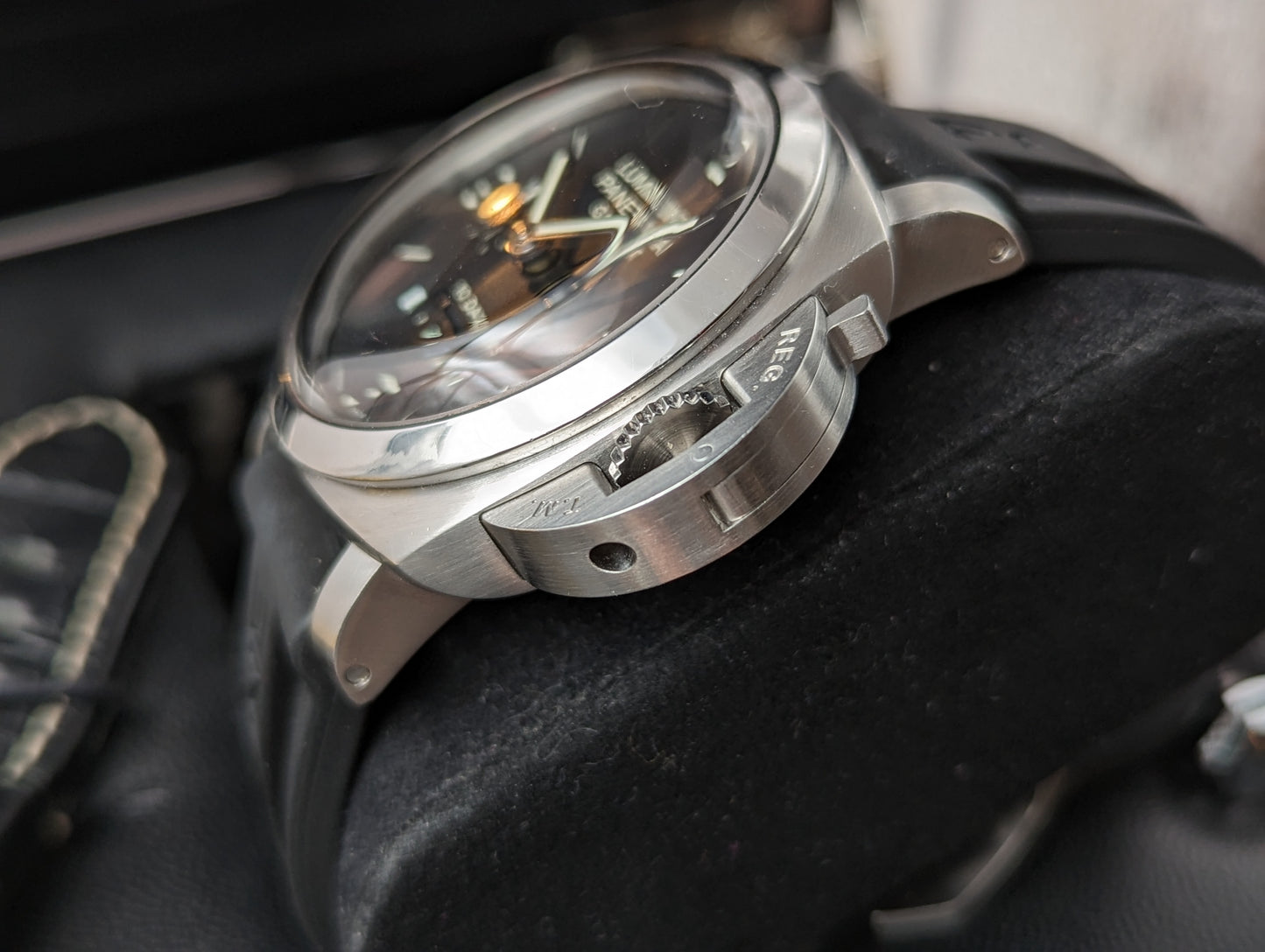 Panerai Luminor 1950 GMT