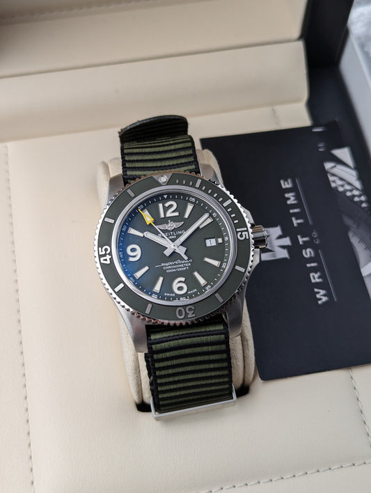 Breitling Superocean 44 Automatic Green