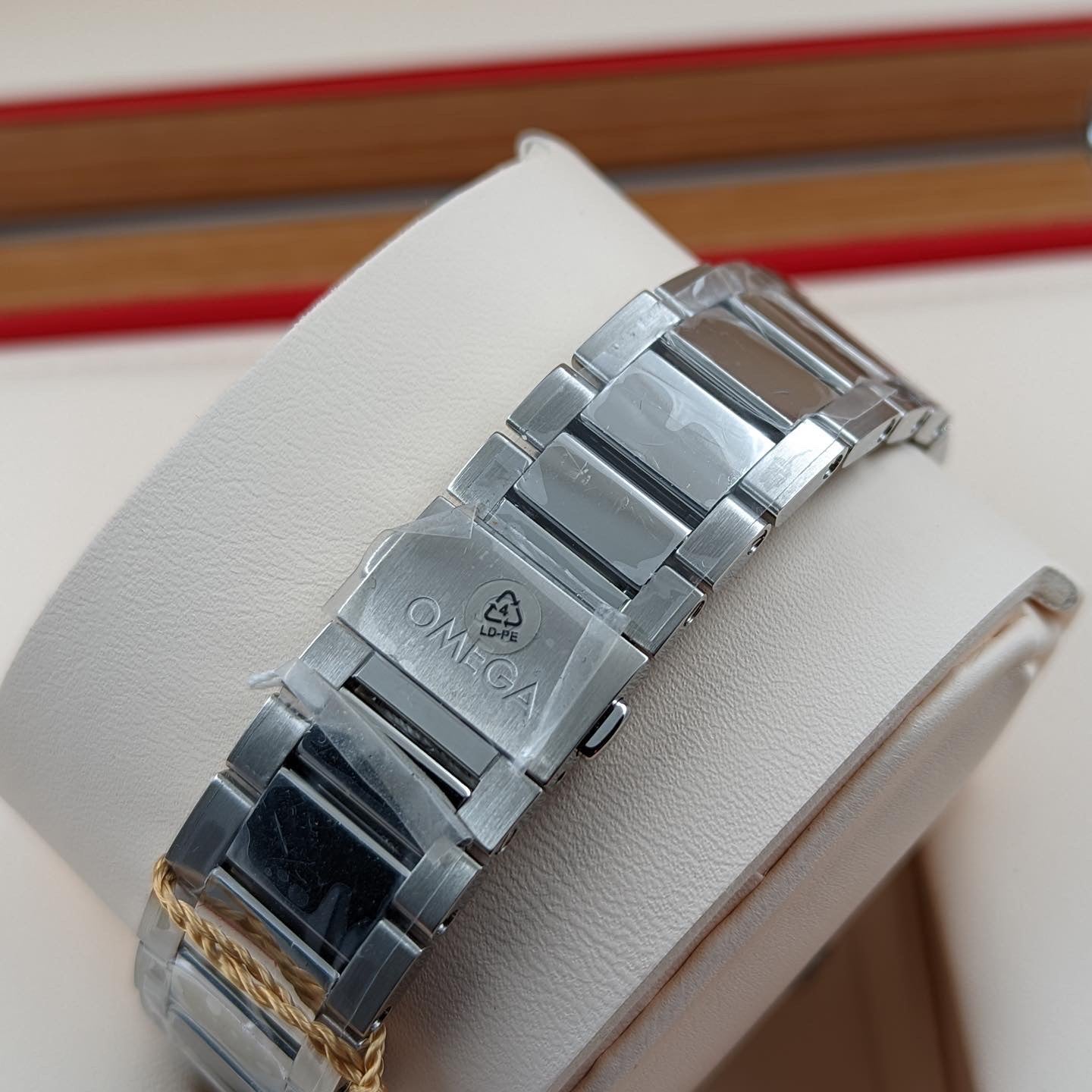 Omega Seamaster Aqua Terra 150M Worldtimer
