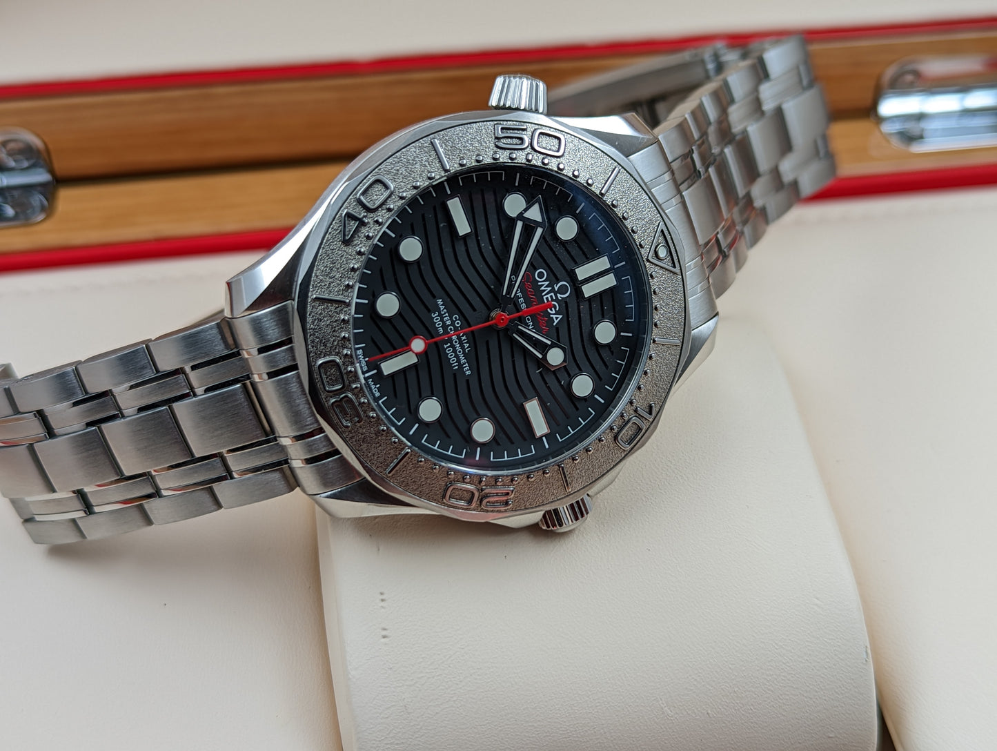 Omega Seamaster Diver 300M Nekton Edition