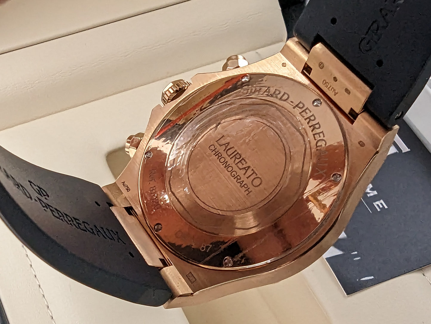 Girard Perregaux Laureato Chronograph Rose Gold